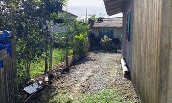 Imagem 3: Grande oportunidade. Casa de madeira, em ótima localização