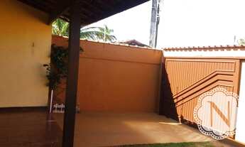 Imagem 2: Casa com amplo quintal e piscina à venda no Grandesp - Itanhaém SP