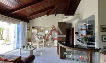 Imagem 2: Apartamento à venda em Jurerê com 3 quartos, 241 m² por R$ 2.100.000 - Jurerê Internaciona