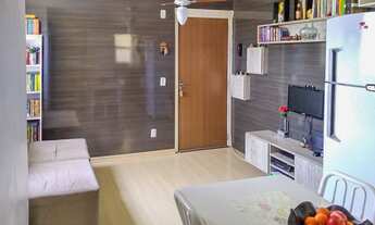 Imagem 2: Apartamento / 2 Dormitórios / 1 Vaga / Mário Quintana / Porto Alegre