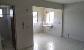 Imagem 2: Kitnet à venda, 1 quarto, 1 vaga, Jardim Patrícia - Uberlândia/MG