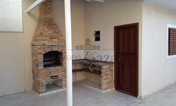 Imagem 1: Casa para aluguel possui 200 metros quadrados com 4 quartos