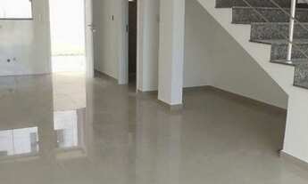 Imagem 2: Sobrado com padrão de acabamento excelente