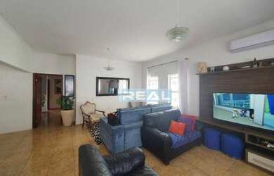 Imagem 7: Ótima casa c/ 03 dormitórios sendo 01 suíte e edícula c/ 01 quarto e banheiro privativo