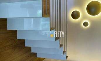 Imagem 5: Cobertura maravilhosa com muita qualidade e bom gosto nos acabamentos. Venda com porteira