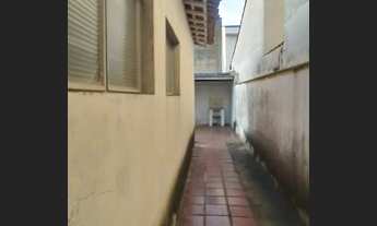 Imagem 5: Casa térrea de 2 quartos com armários planejados e quintal