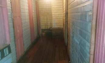 Imagem: Vende-se esta casa. OBS ( É uma vila de