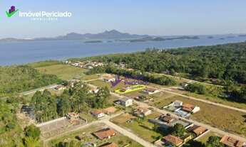 Imagem 7: Casa com piscina a 300 metros do mar