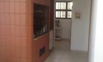 Imagem 5: Cobertura com 447m², andar alto, 5 suítes, varanda com piscina e jacuzzi, 6 banheiros, 4 v