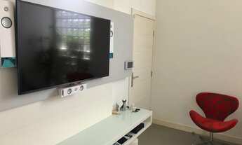 Imagem 6: Sobrado para venda tem 175 metros quadrados com 3 quartos em Córrego Grande - Florianópoli