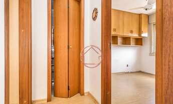 Imagem 6: Apartamento / 2 dormitórios / 1 vaga / Vila Jardim / Porto Alegre