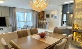 Imagem 2: Apartamento Mobiliado e Decorado no Centro de Balneário Camboriú