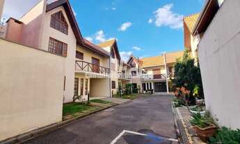 Imagem 2: Maravilhoso sobrado em condomínio fechado em Curitiba