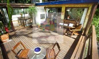 Imagem 4: Casa para Venda em Florianópolis, Lagoa da Conceição, 2 dormitórios, 2 suítes, 4 banheiros