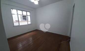 Imagem: Apartamento com 3 quartos à venda, 80 m²