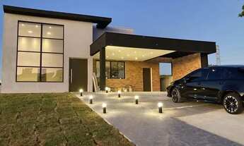 Imagem: Linda casa no Cond Santo Antônio II em