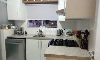 Imagem 6: Apartamento com 02 quartos, sala ampla, sacada, 02 banheiros, cozinha com armários planeja