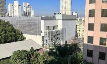 Imagem 5: Sala de 35 m² com banheiro, copa, 1 vaga e ar condicionado na Av. 9 de Julho, no Jardins