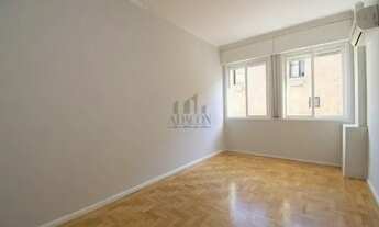 Imagem 7: Apartamento de 2 dormitórios com sacada no Centro