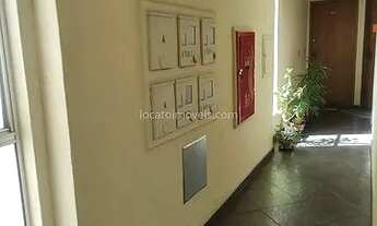 Imagem 3: Ref.: APA1004 - Apartamento de um quarto e sala com Garagem no centro de JF