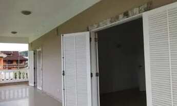 Imagem 3: Quitandinha - Salão. 05 Suítes. Casa Hóspedes. Terreno 1.350 m² planos