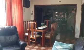 Imagem 3: CASA Á VENDA 179,47m² 4 DORMITÓRIOS 2 BANHEIROS QUINTAL AMPLO 3 VAGAS