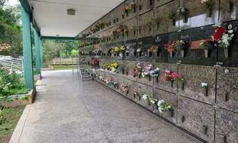 Imagem: Gaveta no Cemitério São Vicente