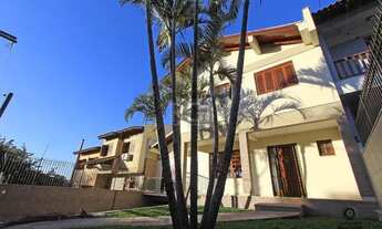 Imagem 3: Casa para Venda - 445.52m², 4 dormitórios, sendo 4 suites, 4 vagas - Teresópolis