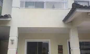 Imagem 2: Pintura ZERO! casa de condomínio sobrado para aluguel e venda com 300 metros quadrados com