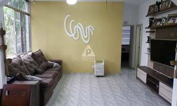 Imagem 3: Ótimo apartamento de 2 quartos com vaga na Rua Itabaiana