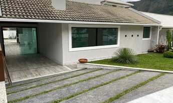 Imagem: Casa com 3 Quartos e espaço gouurmet em