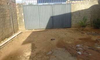 Imagem 7: Aluga-se casa no bairro aracelis,com um quarto, banheiro, cozinha,sala e lavanderia