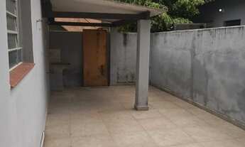 Imagem 3: Casa Grande Térrea para locação com 3 quartos grandes próximo a estação