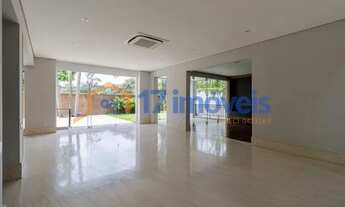 Imagem 3: Casa de luxo para venda - 5 dormitórios sendo 4 suítes com 6 vagas - Piscina - Jardim Petr