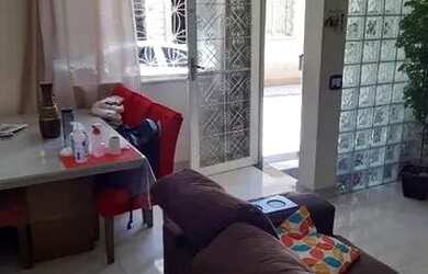 Imagem 2: Casa com 2 Quartos e 1 banheiro à Venda, 66 m²