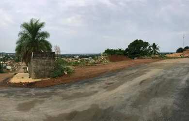 Imagem 2: 1.575m2 Av. 15 de Novembro esquina com a Rua 08, lotes 05, 06, 07