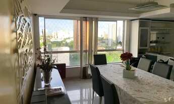 Imagem 6: Apartamento com aproximadamente 200m2, 4 Quartos sendo 2 Suítes, Super sala!