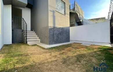 Imagem 2: Casa Geminada Individual com 2 Quartos e 1 Vaga no Bairro Santa Cruz