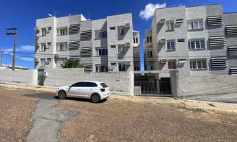 Imagem: Apartamento 2/4 com piscina e deixo 3 ar