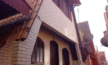 Imagem: Hospede-se em frente a praia de Jacone /