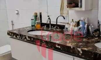 Imagem 3: Sobrado de Alto Padrão no Bairro Recreio das Acácias em Ribeirão Preto com Piscina e Churr