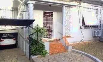 Imagem 1: CASA COM 3 DORM/QUARTOS