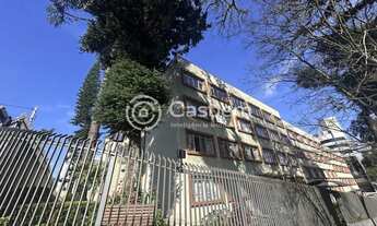 Imagem 2: Apartamento amplo a venda na divisa com o Batel