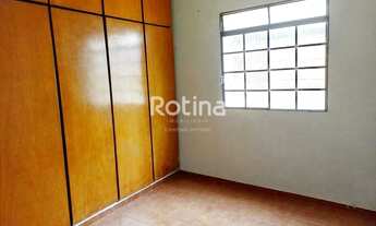 Imagem 6: Casa à venda, 4 quartos, Santa Mônica - Uberlândia/MG - Rotina Imobiliária
