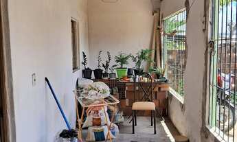 Imagem 5: Duas casas num terreno de 25 de comprimento mais 10 de larguras