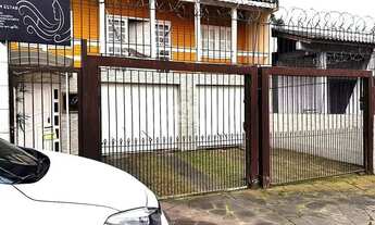 Imagem 2: Casa com 3 Quartos e 3 banheiros à Venda, 387 m²