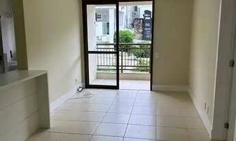 Imagem 9: Apto 3 dormitórios sendo 1 suíte com armários embutidos, split e sacada, bwc suíte complet