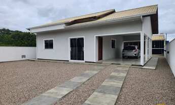 Imagem: Casa de 03 dormitórios no bairro Praia