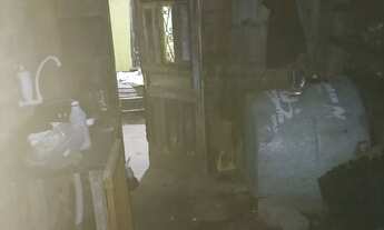 Imagem 2: Barraco com água e luz