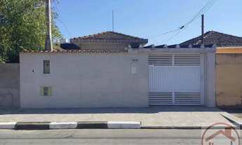 Imagem 2: Casa para Locação em Santos, Santa Maria, 3 dormitórios, 2 banheiros, 2 vagas